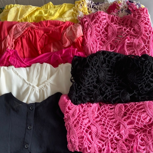 Tops - Picture 3 of 8